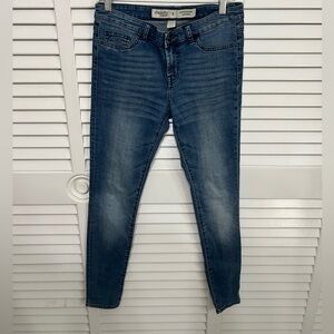 Charlete Russe Women's Blue leggings